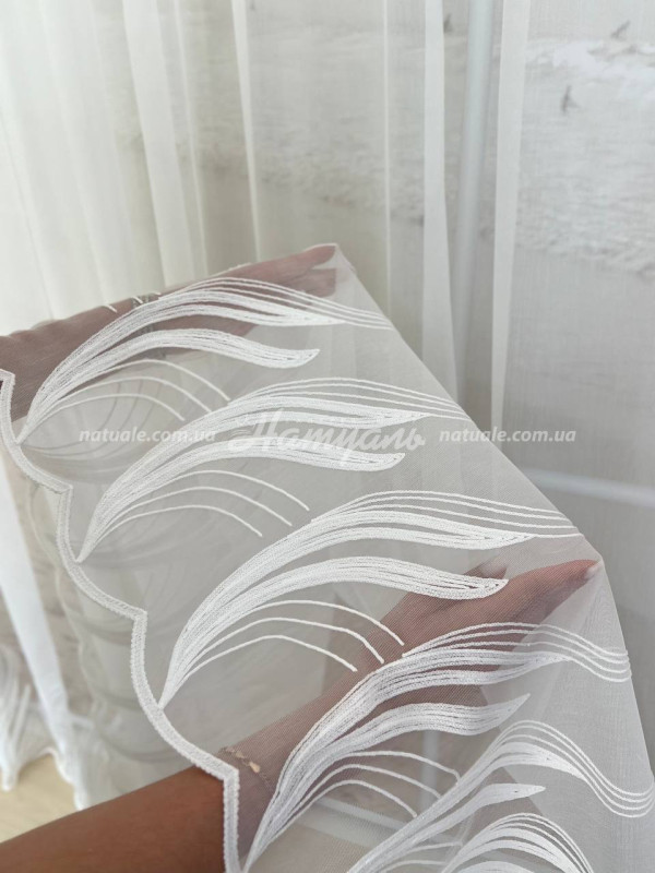 Тюль бамбук вышитый Ниагара молочный