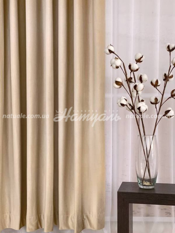 Шторы на метраж Бархат золотистые