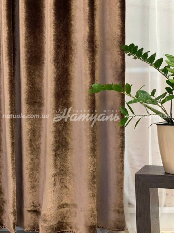 Шторы на метраж бархат Королевский коричневые