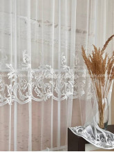 Тюль-сетка грек вышитый гладью Сабрина молочный