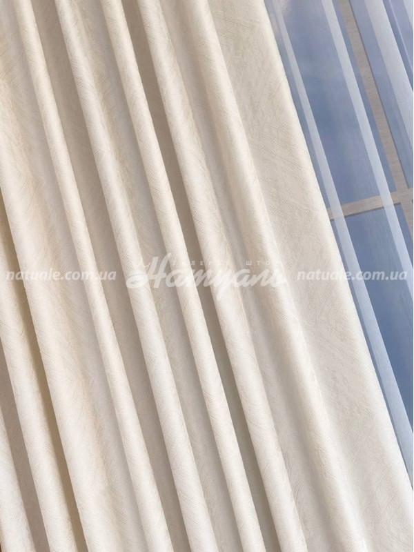Шторы на метраж жаккард Швеция молочные