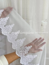 Тюль бамбук вышитый Кармин белый